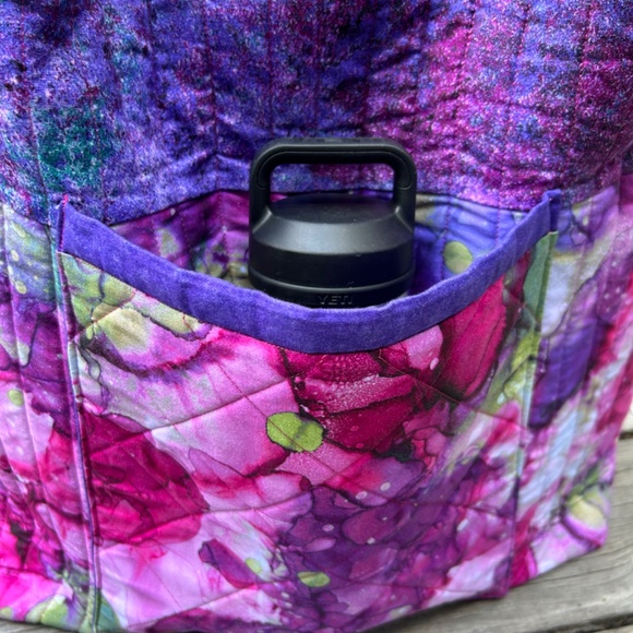 Quilted Oversized Tote Bag - Picture 6 of 10